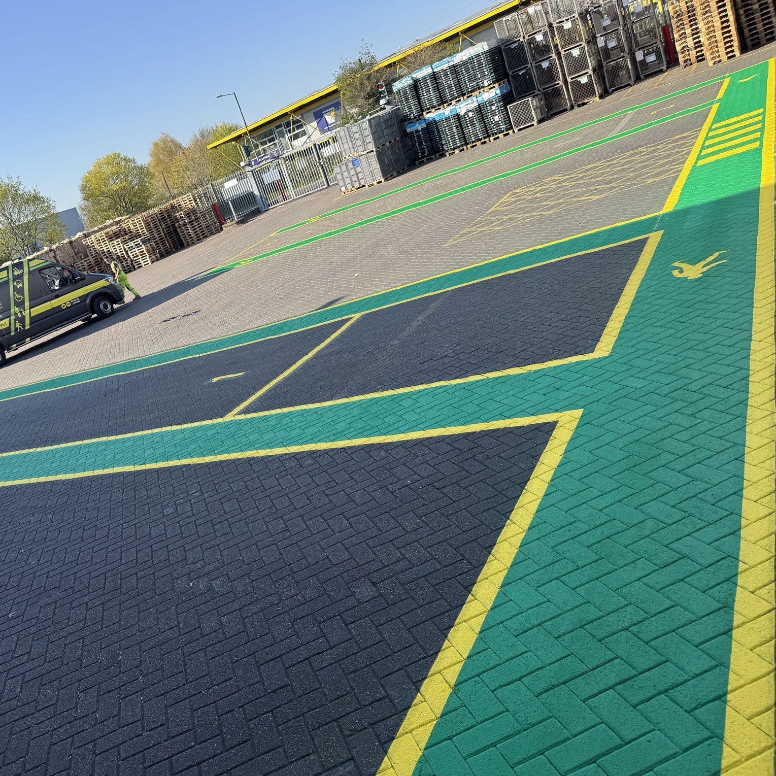 Bosch Service Yard Line Markingย Refresh