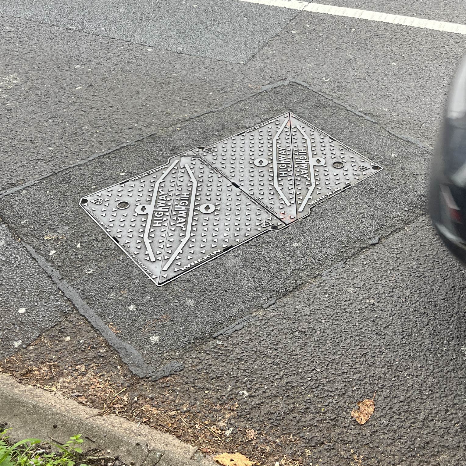 Chiswick Roundabout Cold-Applied Ironwork Reinstatement